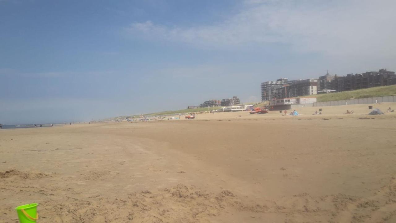 4T4 Apartment C เอ็กมอนด์ อาน เดน ฮูฟ ภายนอก รูปภาพ